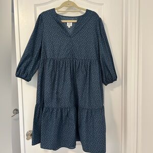 Gap maternity dress - tiered with tuffed sleeves
